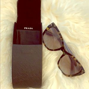PRADA TORTOISE SHELL SUNGLASSES